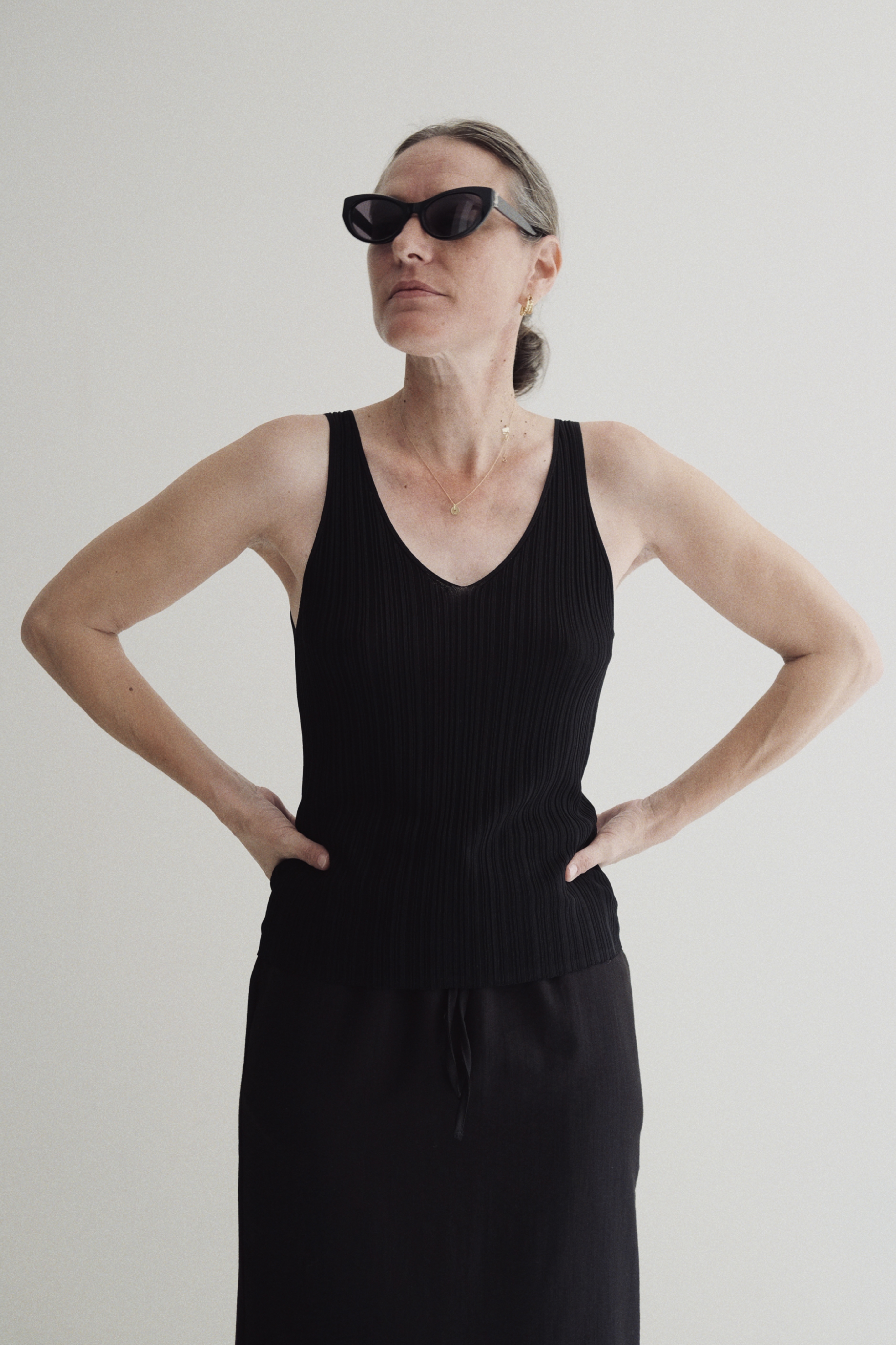 AKITO TOP - BLACK