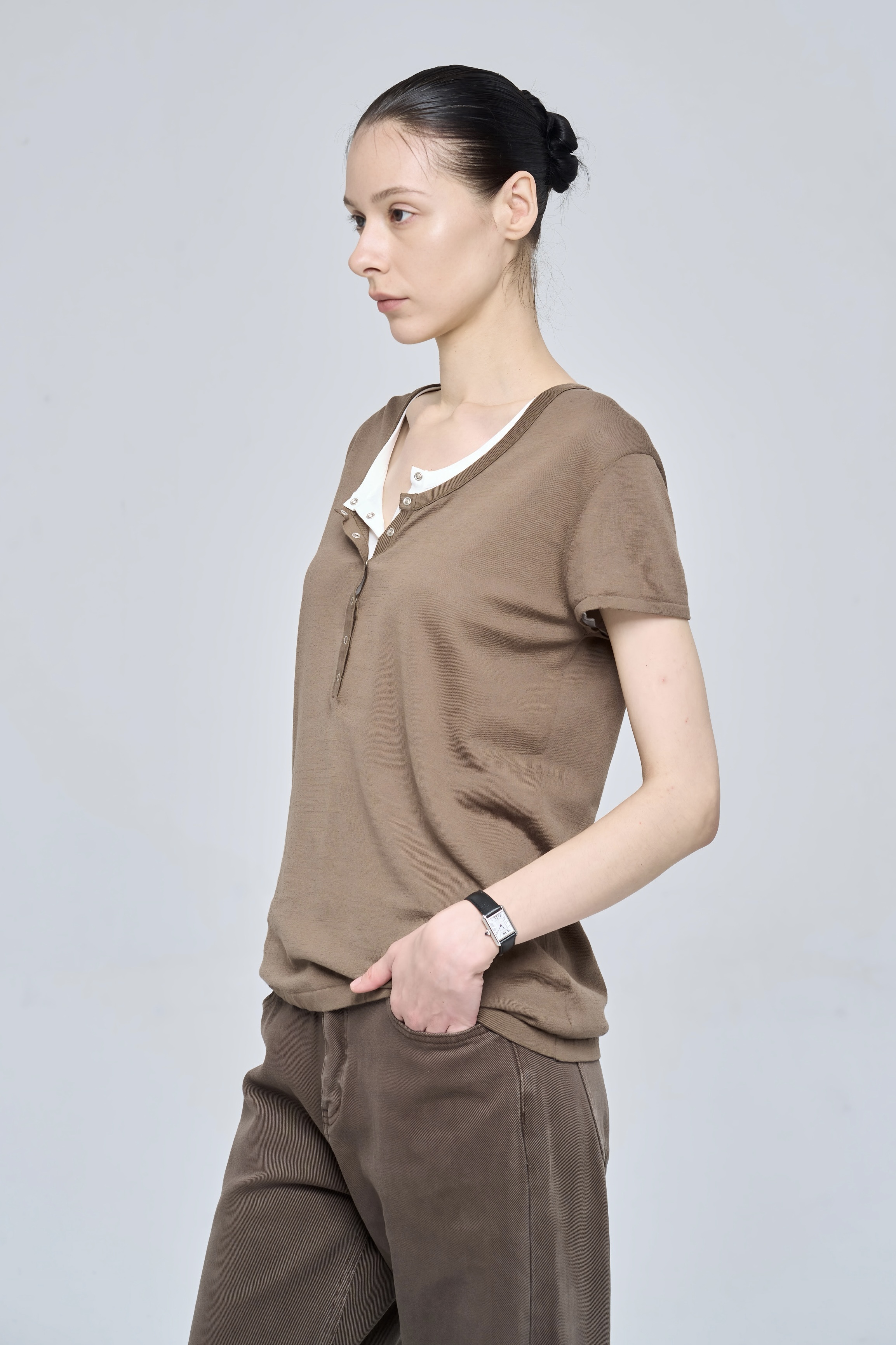 FYNN TOP - BROWN