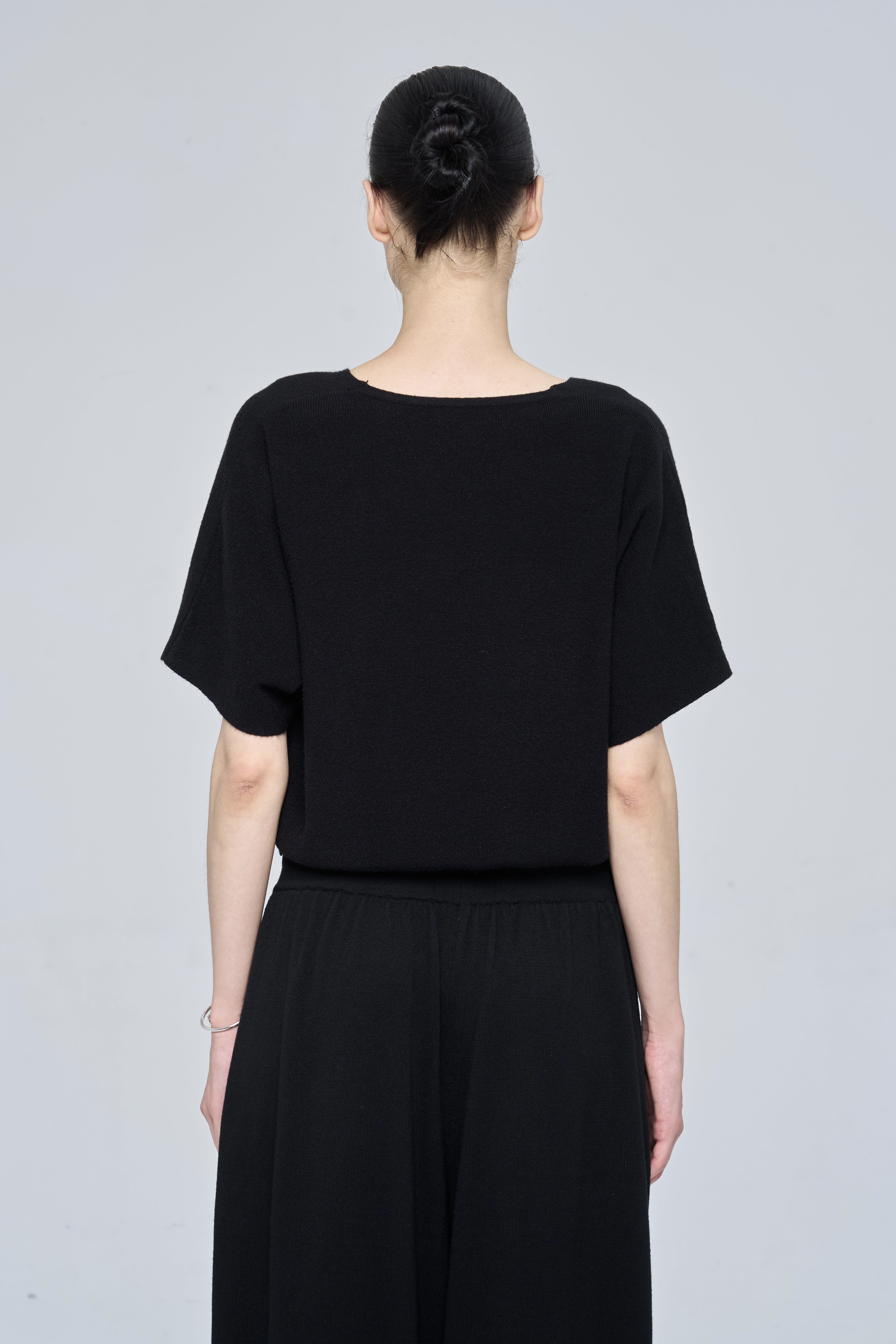 NARI TOP - BLACK
