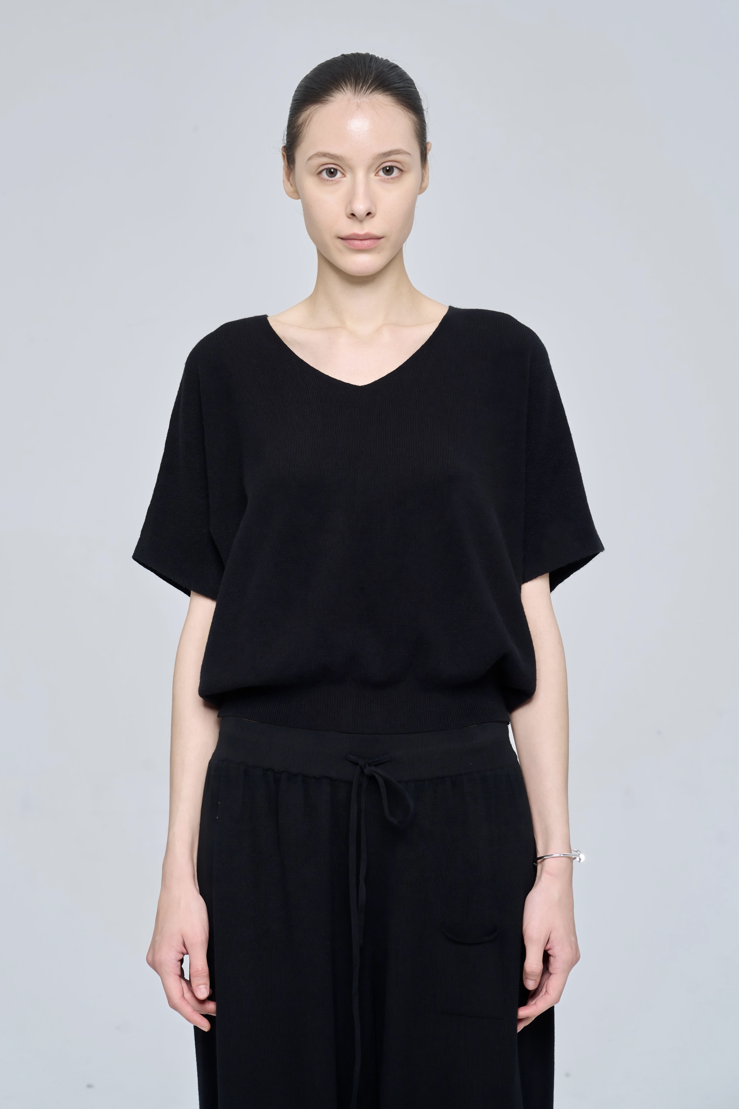 NARI TOP - BLACK