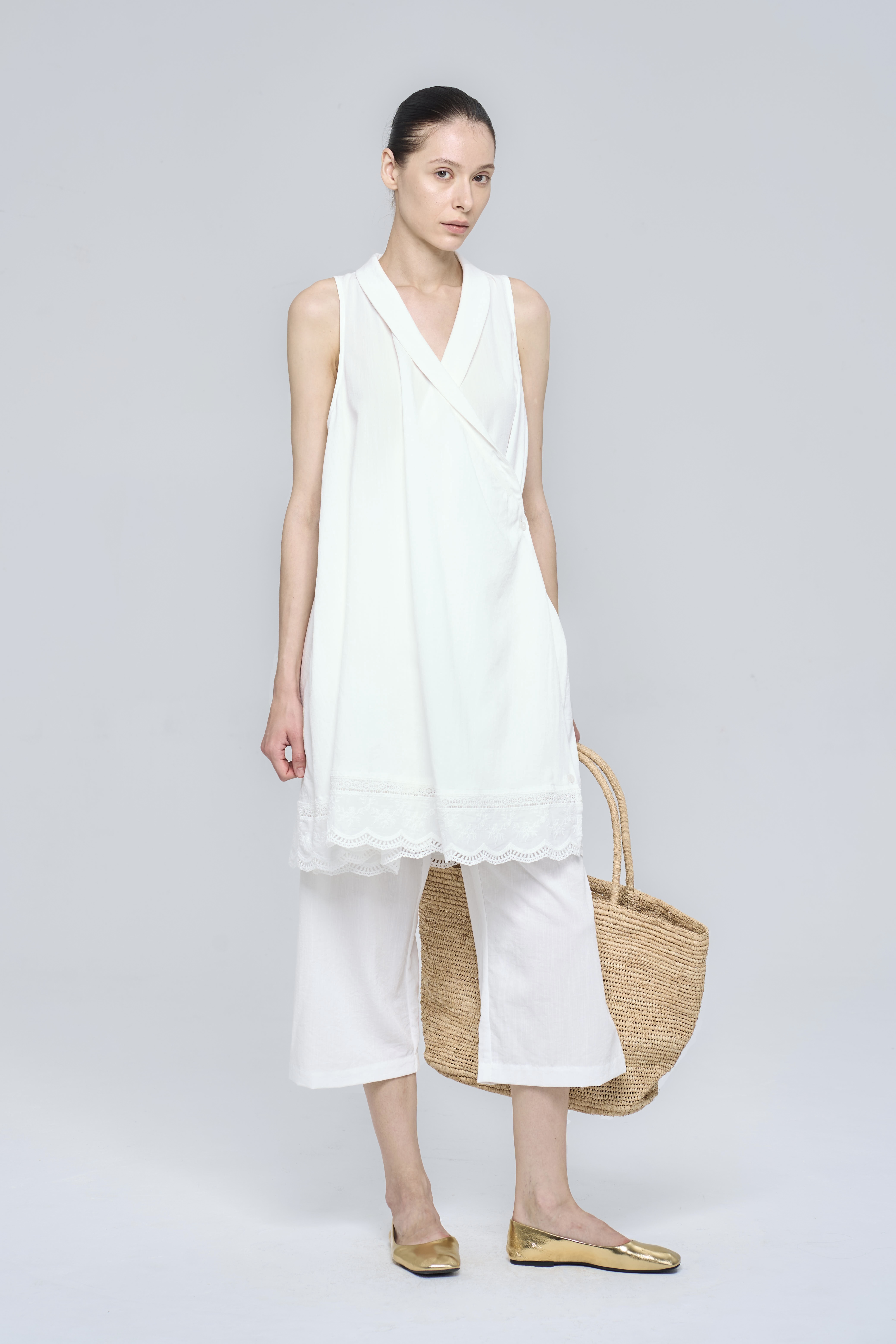 FOYER DRESS - WHITE