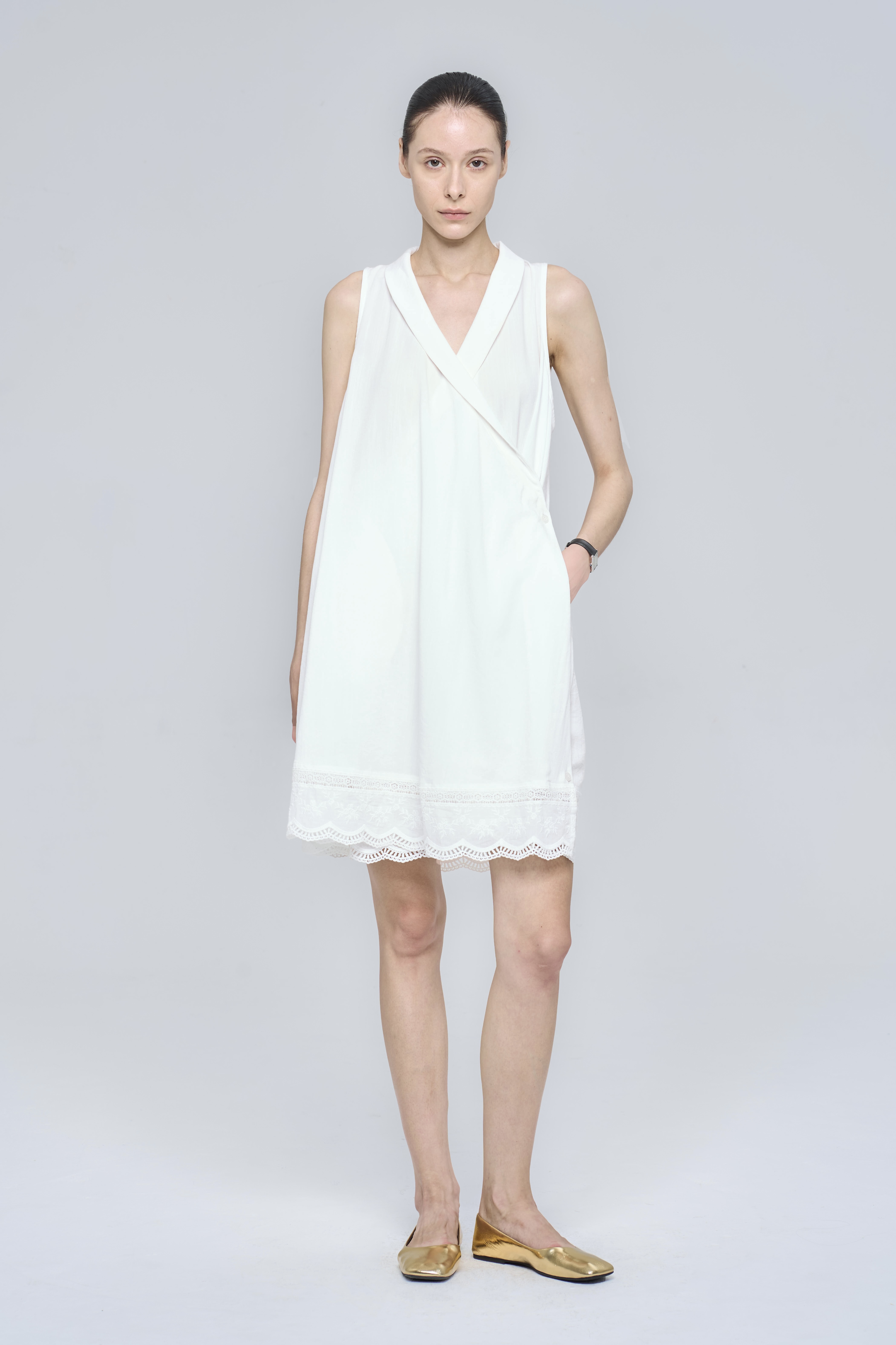 FOYER DRESS - WHITE