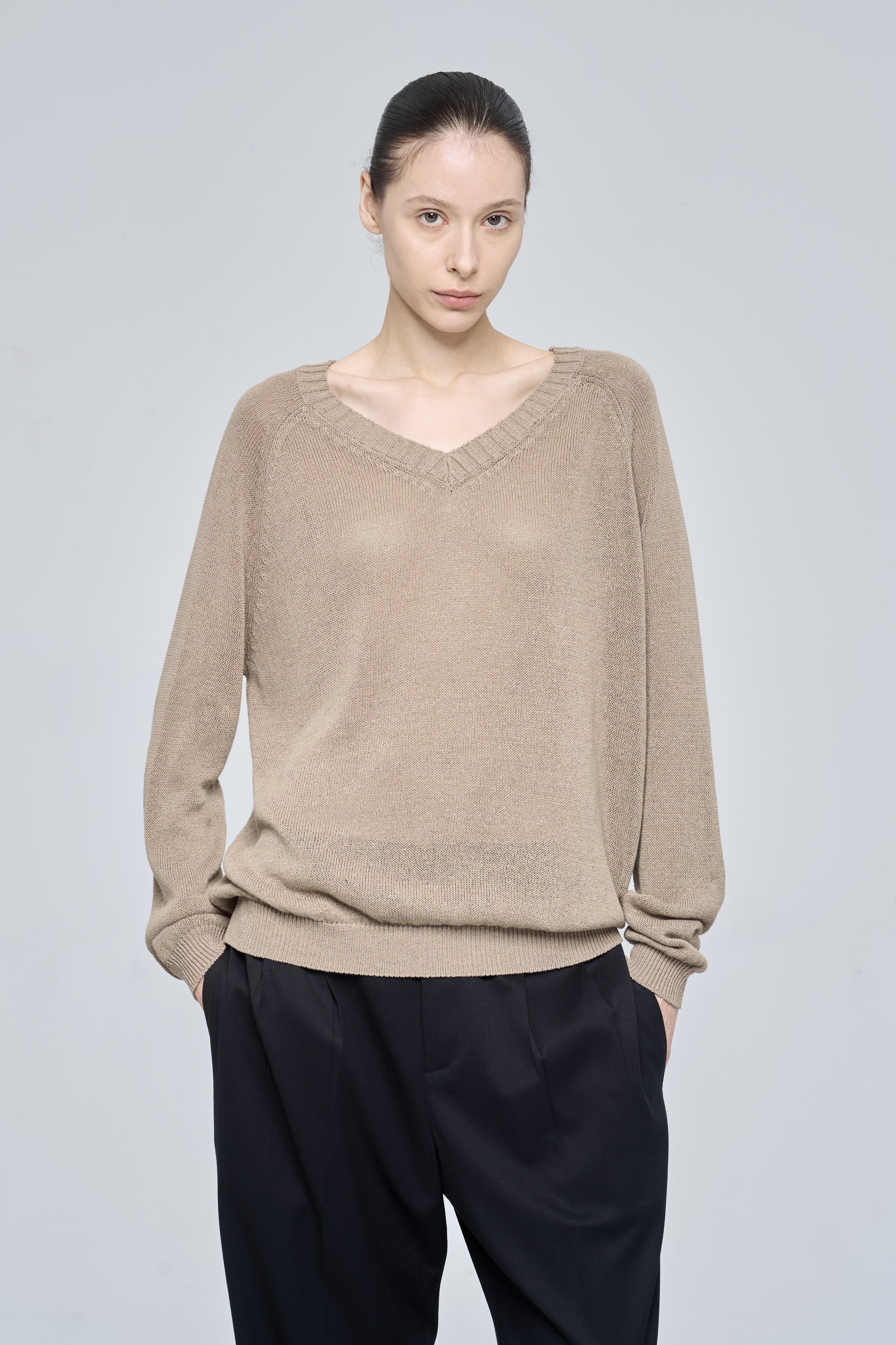 CLOVER TOP - TAUPE