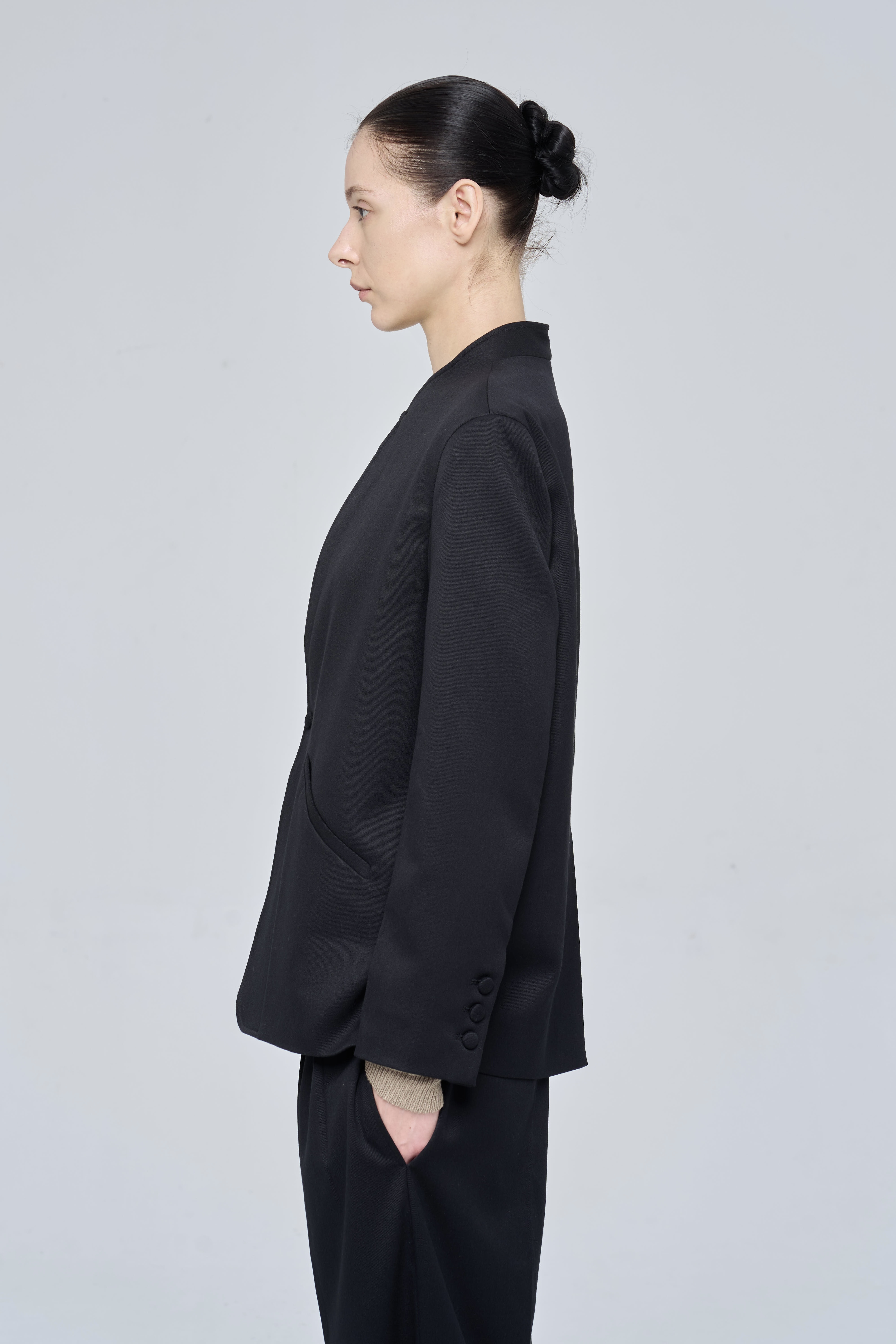 EDWARD BLAZER - BLACK
