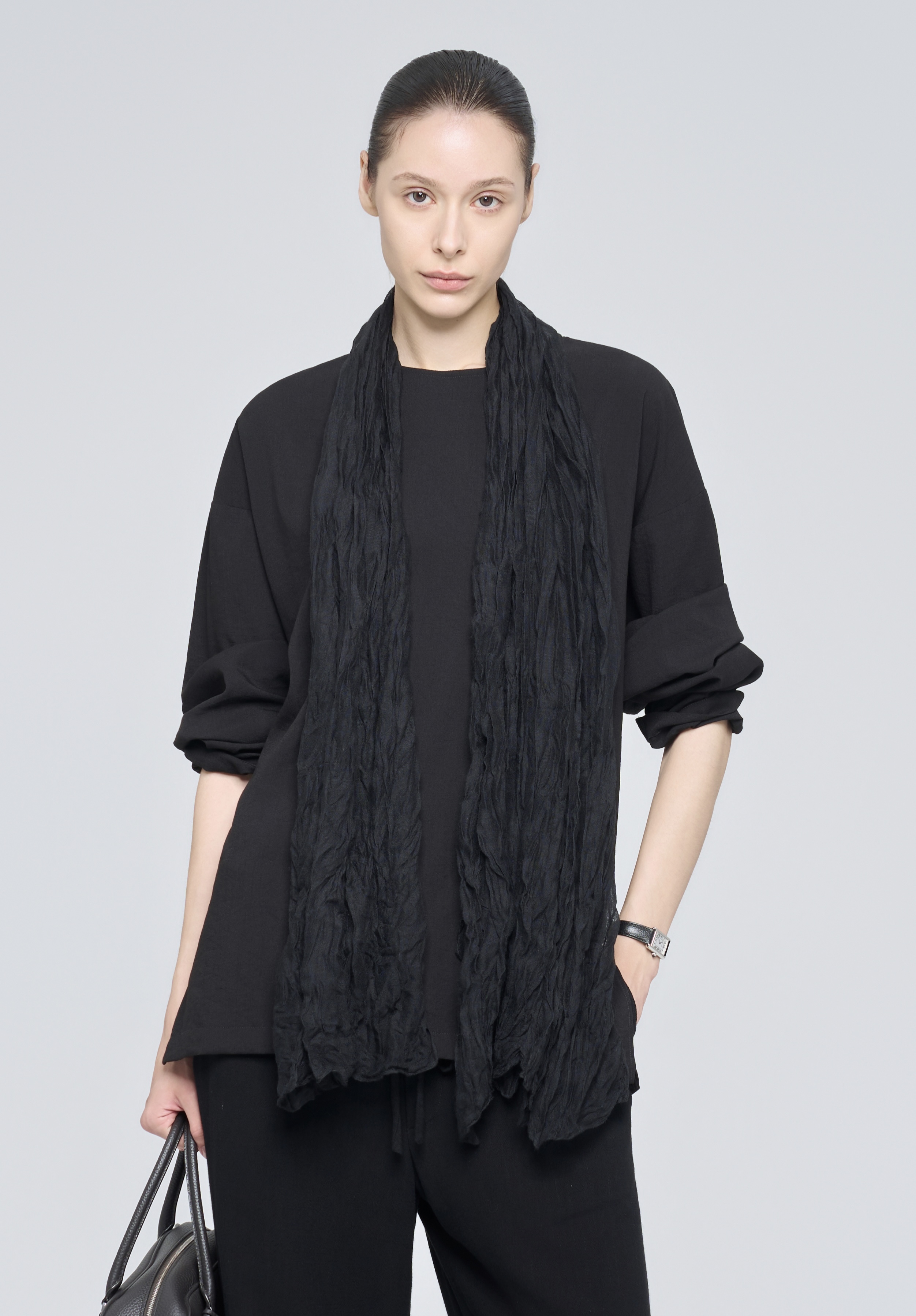 CRINKLE SCARF - BLACK